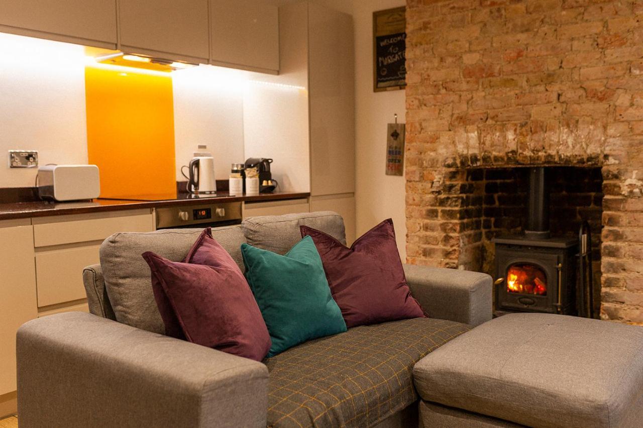 Stylish & Cosy Margate Escape With Hot Tub And Log Burner Dogs Welcome מראה חיצוני תמונה