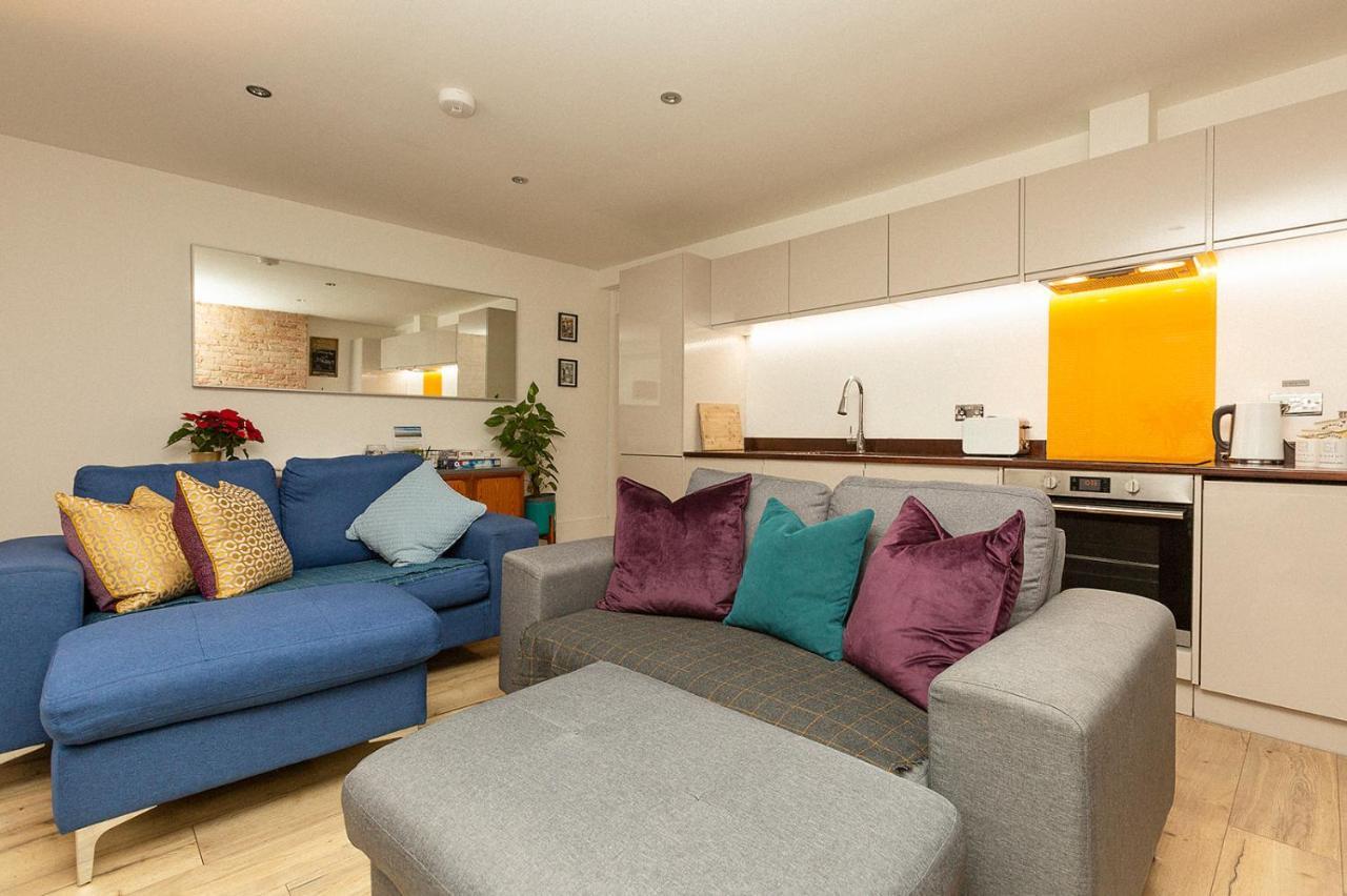 Stylish & Cosy Margate Escape With Hot Tub And Log Burner Dogs Welcome מראה חיצוני תמונה